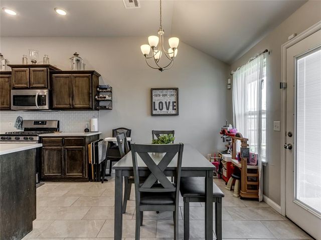 2117 Snapper Lane, Midwest City, OK 73130