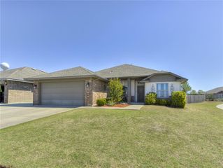 2117 Snapper Lane, Midwest City, OK 73130