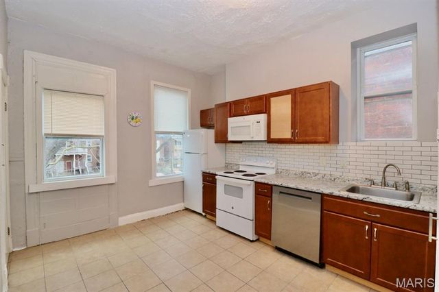 3930 Nebraska Avenue FL2, St Louis, MO 63118