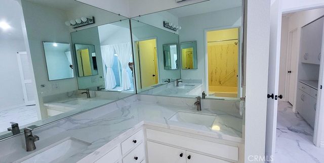 42 Almond Tree Ln, Irvine, CA 92612