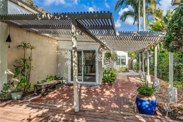 42 Almond Tree Ln, Irvine, CA 92612