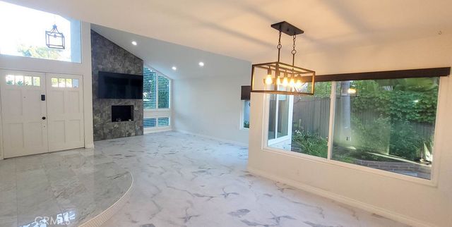 42 Almond Tree Ln, Irvine, CA 92612