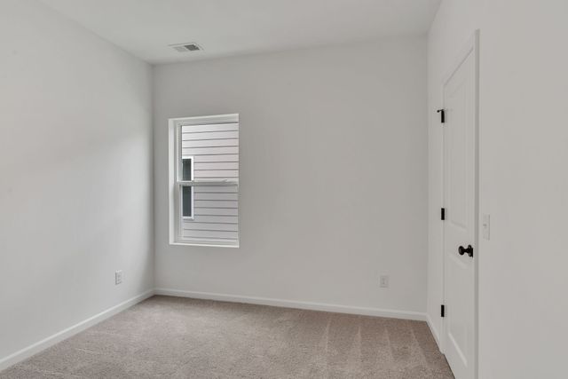 941 Brooklyn Crossing Road, Gallatin, TN 37066