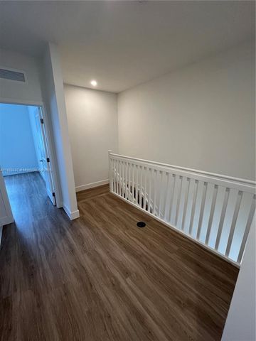 34515 SW 191st Ct ., Miami, FL 33034