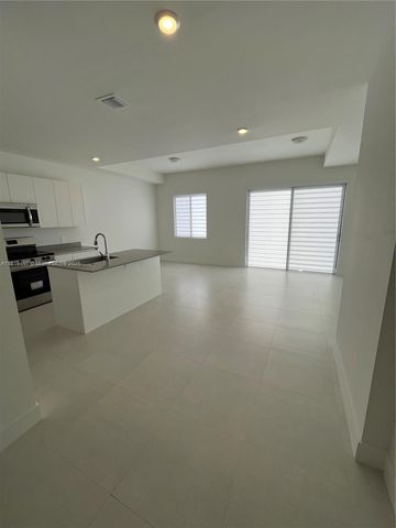 34515 SW 191st Ct ., Miami, FL 33034