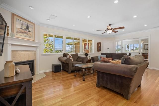 8483 Golden Ridge Road, Lakeside, CA 92040