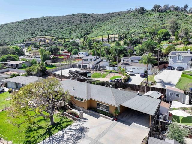 8483 Golden Ridge Road, Lakeside, CA 92040