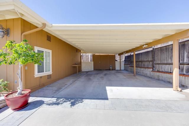 8483 Golden Ridge Road, Lakeside, CA 92040