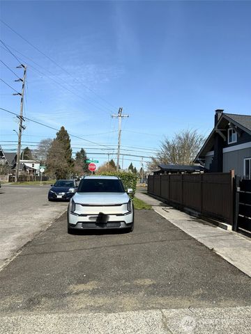 1322 EARNEST S BRAZILL Street, Tacoma, WA 98405