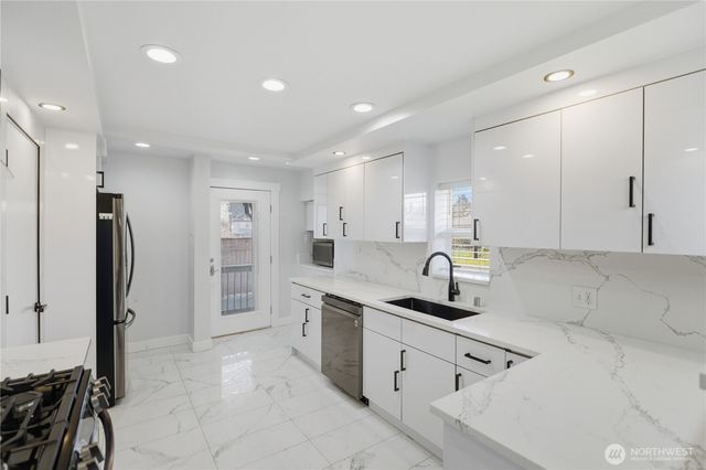 1322 EARNEST S BRAZILL Street, Tacoma, WA 98405