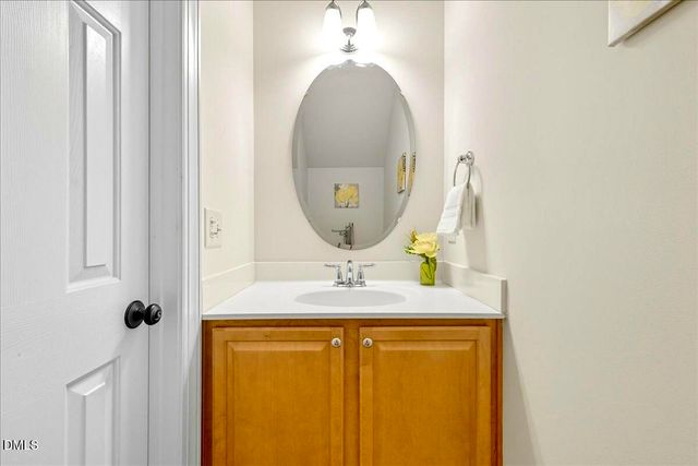 68 Radcliffe Court, Clayton, NC 27527