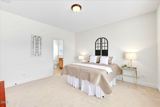 68 Radcliffe Court, Clayton, NC 27527