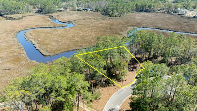 706 Liddell Place SE, Bolivia, NC 28422