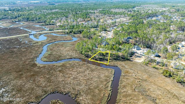 706 Liddell Place SE, Bolivia, NC 28422