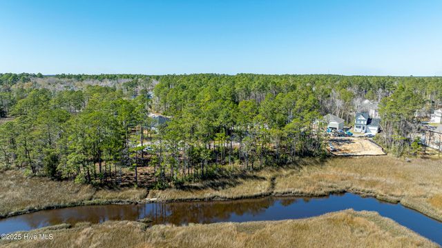 706 Liddell Place SE, Bolivia, NC 28422