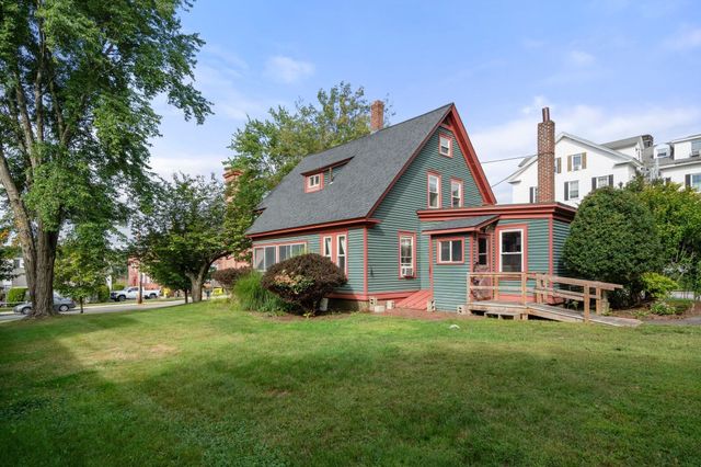 35 Dutcher St, Hopedale, MA 01747