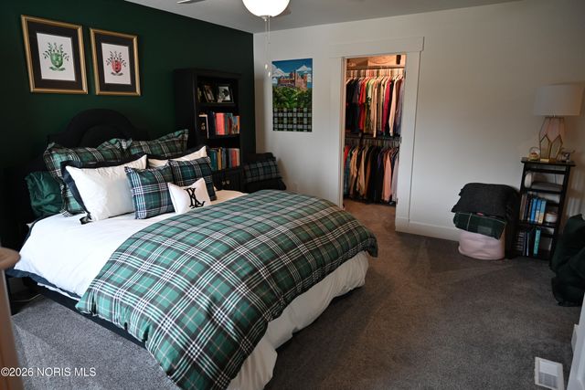 7524 Larberg Lane, Sylvania, OH 43560