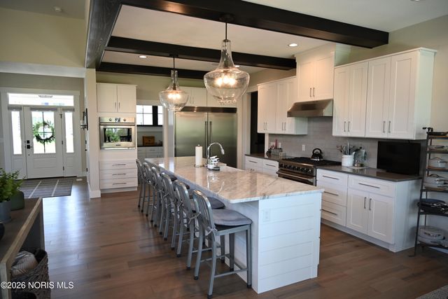 7524 Larberg Lane, Sylvania, OH 43560