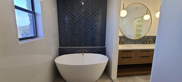 1723 Lakeway BLVD, Lakeway, TX 78734