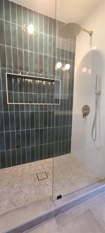 1723 Lakeway BLVD, Lakeway, TX 78734