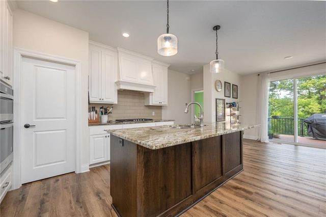 637 Maple Court, New Richmond, WI 54017