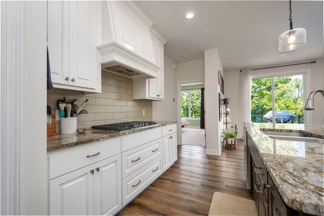 637 Maple Court, New Richmond, WI 54017