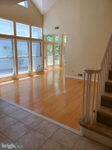 7 NOTTINGHAM CIR, Princeton, NJ 08540