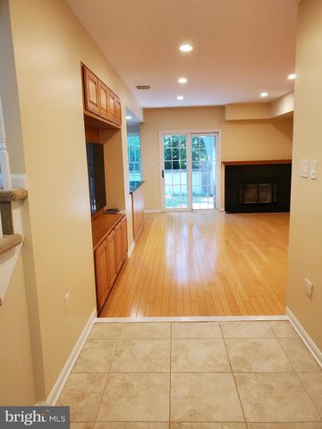 7 NOTTINGHAM CIR, Princeton, NJ 08540