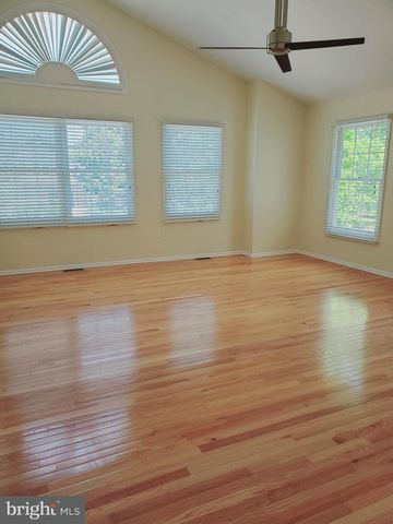 7 NOTTINGHAM CIR, Princeton, NJ 08540