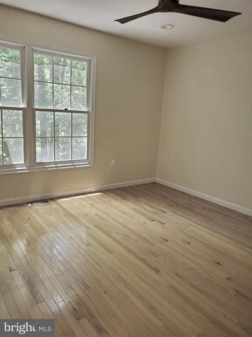 7 NOTTINGHAM CIR, Princeton, NJ 08540