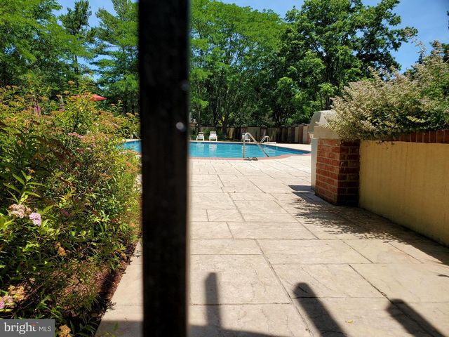 7 NOTTINGHAM CIR, Princeton, NJ 08540