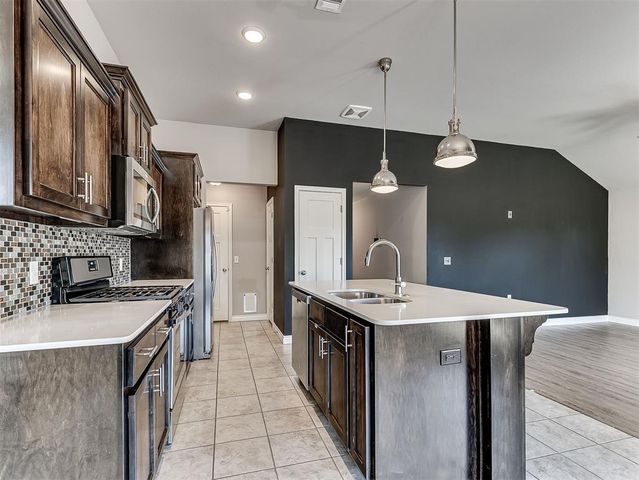 12616 NW 1st Court, Yukon, OK 73099
