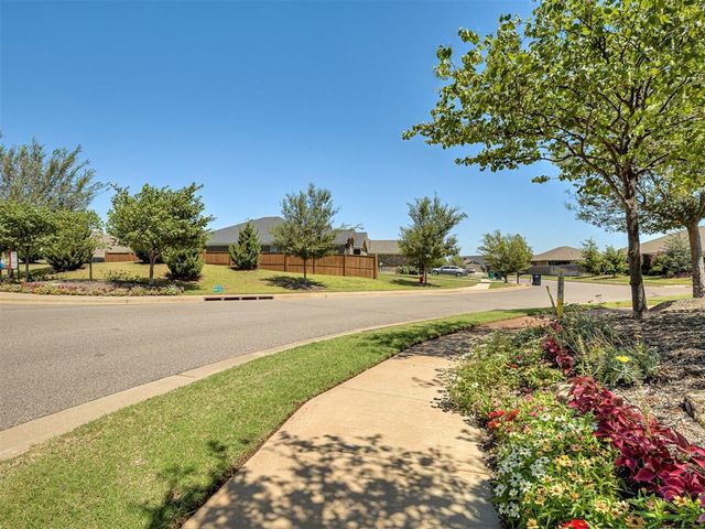 12616 NW 1st Court, Yukon, OK 73099