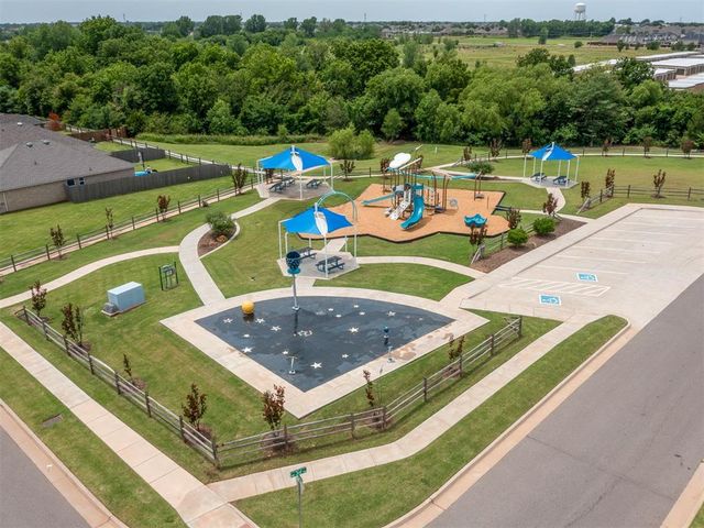 12616 NW 1st Court, Yukon, OK 73099