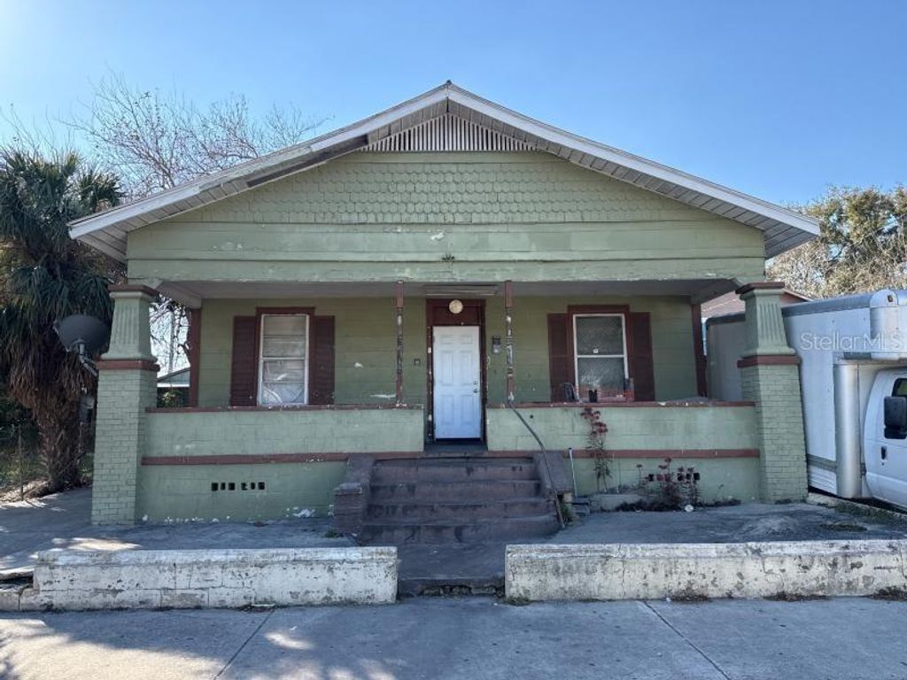Image 1 of property listing at 3014 SANCHEZ STREET, Tampa, FL 33605