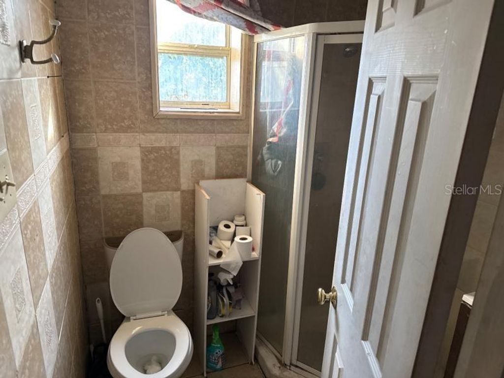 Image 13 of property listing at 3014 SANCHEZ STREET, Tampa, FL 33605