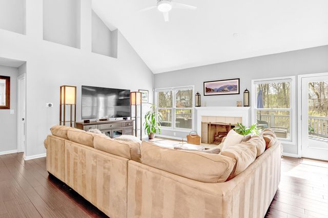 371 Vinwood Lane, Powell, OH 43065