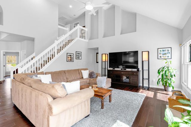 371 Vinwood Lane, Powell, OH 43065