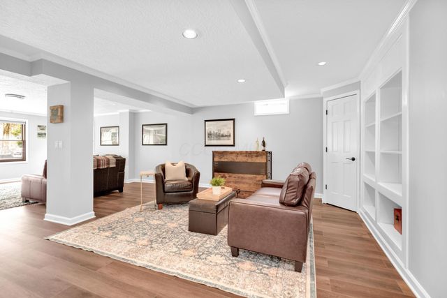 371 Vinwood Lane, Powell, OH 43065