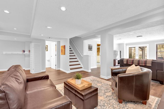 371 Vinwood Lane, Powell, OH 43065