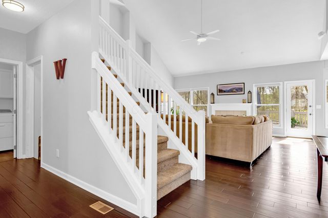 371 Vinwood Lane, Powell, OH 43065