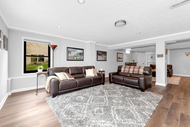 371 Vinwood Lane, Powell, OH 43065