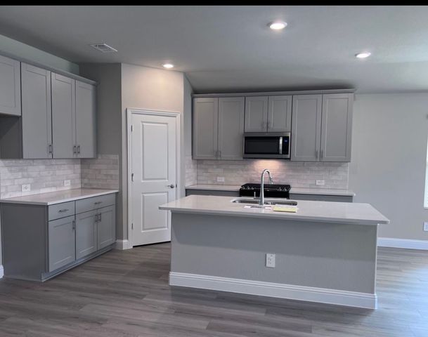 601 Huntley Drive, Princeton, TX 75071