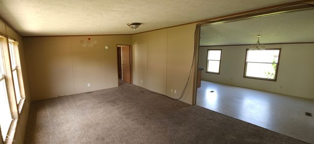 67 Inman Drive, Ingalls, IN 46048