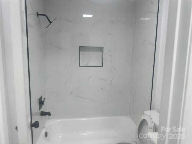 621 E Sharpe Street, Statesville, NC 28677