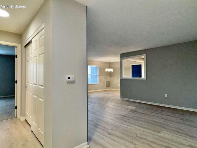 214 Langshire Court, Florence, KY 41042