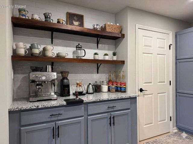214 Langshire Court, Florence, KY 41042