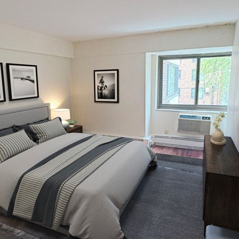 7337 S South Shore Drive 312, Chicago, IL 60649