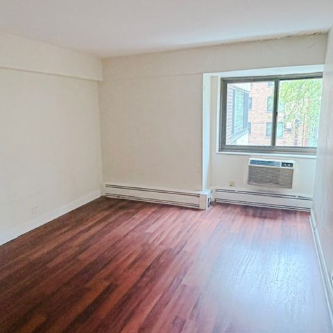7337 S South Shore Drive 312, Chicago, IL 60649
