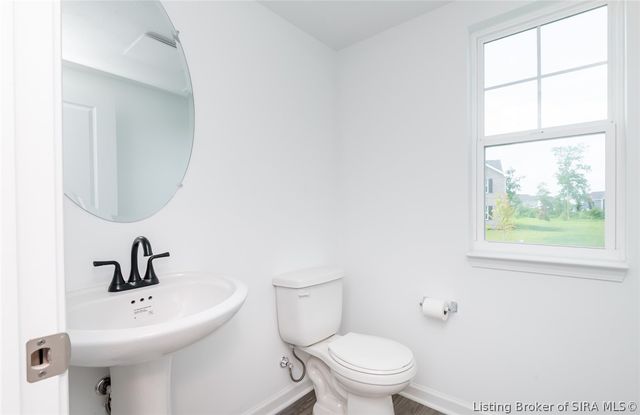8004 Schrieber Road, Floyds Knobs, IN 47119